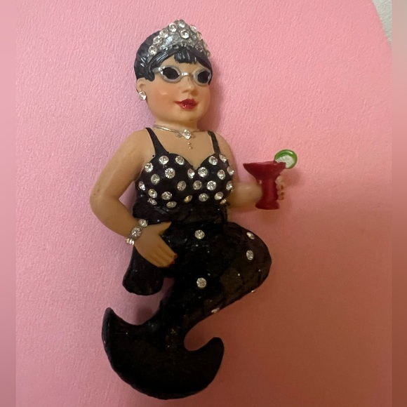 December Diamonds Accessories - December Diamonds Mermaid Pin-classic mermaid lady with rhinestones & margarita.